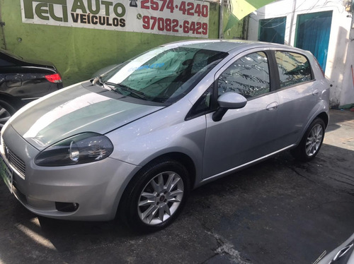 Imagem 1 de 7 de Fiat Punto 2012 1.4 Attractive Flex 5p