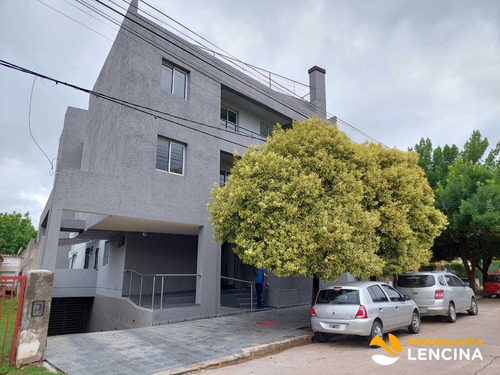 Imagen 2 de 16 de Departamento En Venta - 2 Dormitorios C/cochera - Carlos Paz