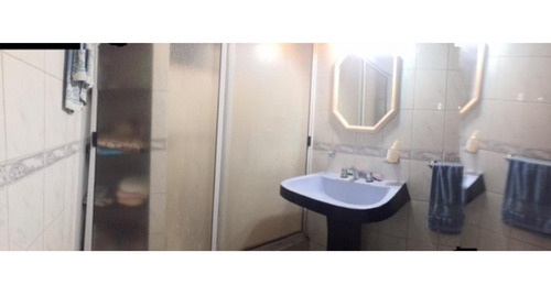 Imagen 5 de 14 de Hermoso Chalet En Venta