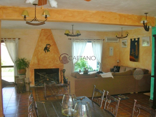 Casa En Venta Y Alquiler,espectacular Esquinera Con Piscina En Montoya - La Barra - Punta Del Este- Ref: 2152