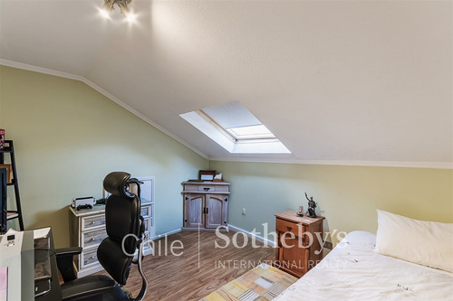 Casa En Venta De 5 Dorm. En Lo Barnechea