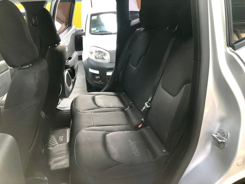 Imagen 11 de 14 de Jeep Renegade 1.8 Sport 2018