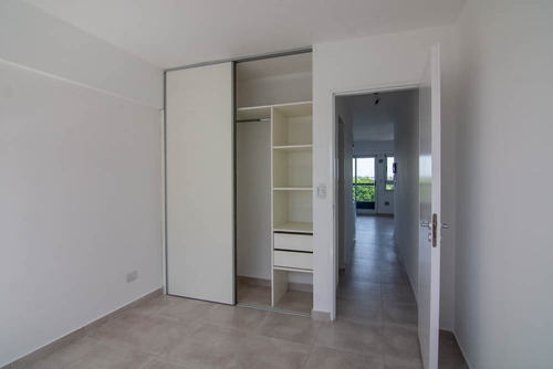 Imagen 9 de 17 de Venta Departamento Moron - Sin Comision - Entrega Inmediata