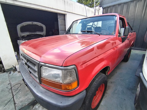 Ford F-100 2.5 I Xl