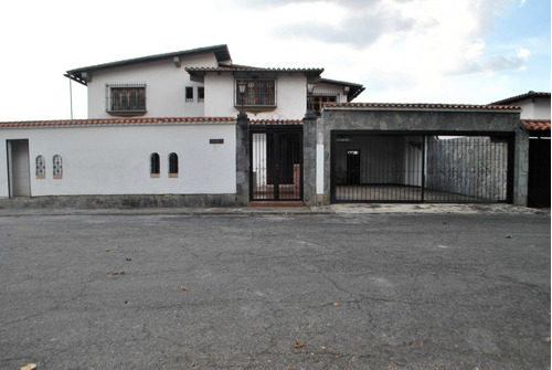 Casa En Venta En Macaracuay, Av. Topo Murachi