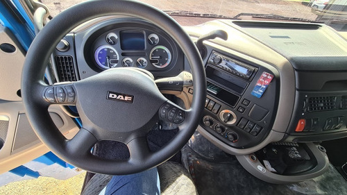 Imagem 8 de 12 de Daf 510 6x4 2018