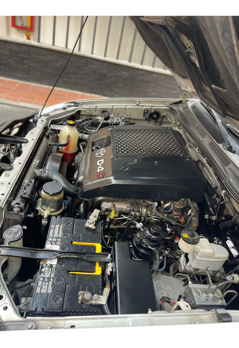 Toyota Hilux 3.0 Srv 169 hp