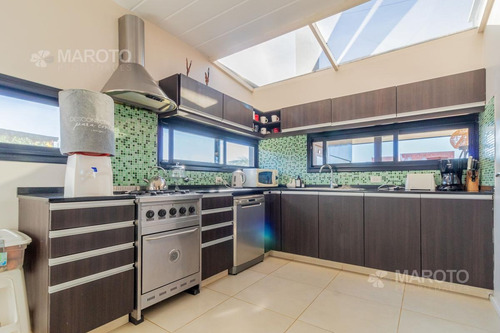 Imagen 13 de 30 de Casa En Venta En Barrio El Canton Islas - Maroto Propiedades