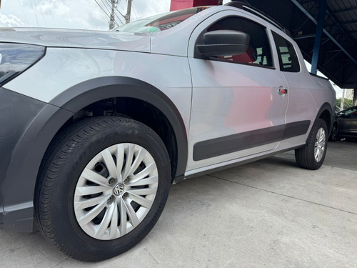 Volkswagen Saveiro 1.6 Robust Cab. Dupla Total Flex 2p