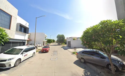 ¡excelente Oportunidad De Inversión! Casa En Culiacán, Sinaloa, Pertenece A Un Remate Hipotecario