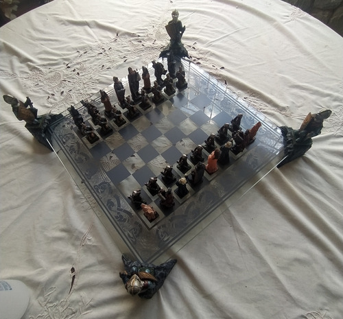 Juego De Ajedrez Coleccionistas Legends Of Camelot Mod.927