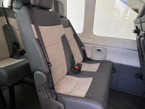 Toyota Hiace 2021 2.8 Tdi Commuter 6at 14a