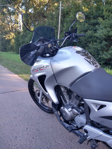 Honda Transalp 650 2006 Permuto
