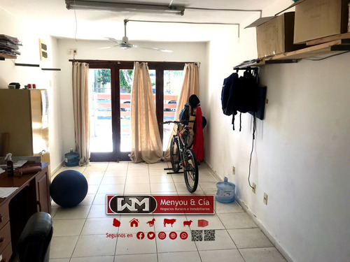 Venta Casa Trinidad Flores 3 Dormitorios Cochera Barbacoa Céntrica