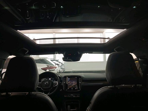 Volvo XC40 1.5 T5 RECHARGE R-DESIGN GEARTRONIC
