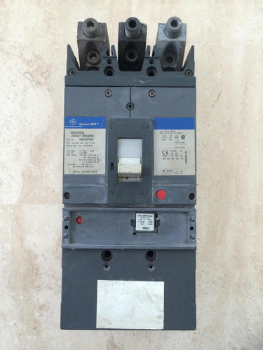 Breaker General Electric 3x400 Amp