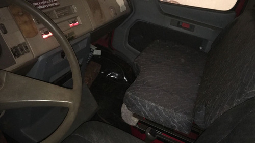 Imagem 9 de 13 de Caminhão Mercedes Benz- L1418e Ano 1994/ Batatais Caminhões