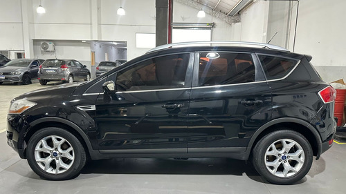 Ford Kuga 2.5 Titanium At 4x4 L (ku05)