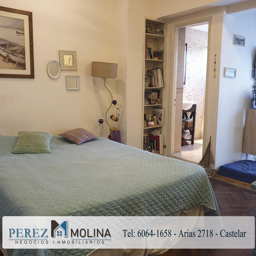 Venta De Chalet De 5 Ambientes En Castelar Sur
