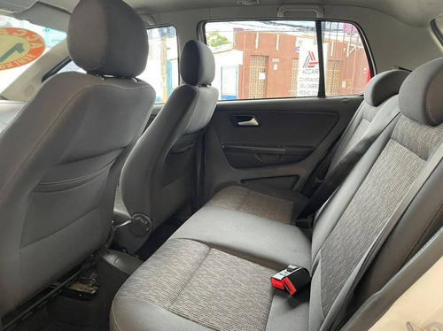 Imagem 13 de 15 de Volkswagen Fox 1.0 Mi 8v Flex 4p Manual