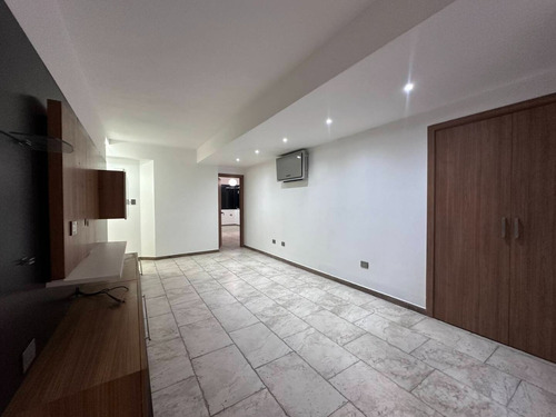 Se Vende Apartamento En La Trigaleña Valencia