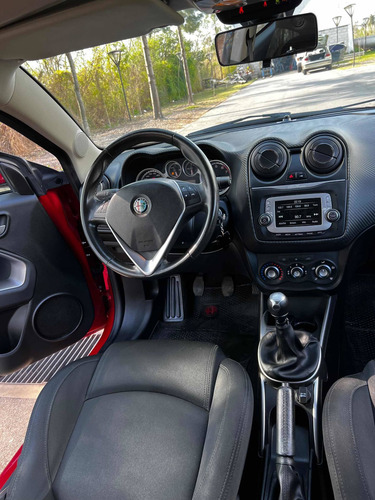 Imagen 17 de 19 de Alfa Romeo Mito 2017 1.4 Superbike 78cv