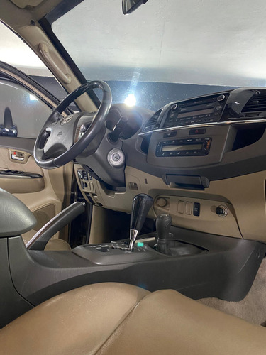 Toyota Fortuner 2012 Blindada