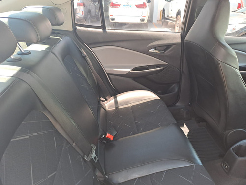 Chevrolet Onix plus 1.0 Turbo Premier Mt