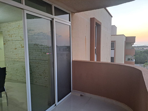 Imagen 9 de 15 de Apartamento En Venta Costa Guaica , Lecheria Estado Anzoategui
