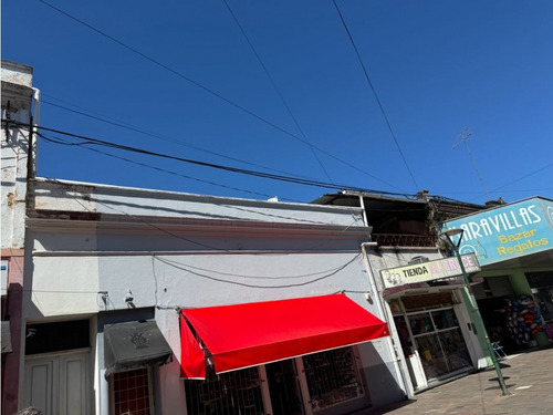Vendo Casa Centrica En Concepción Del Uruguay, Entre Ríos