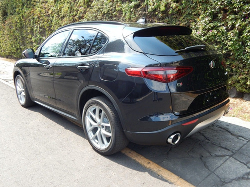 Alfa Romeo Stelvio 2018