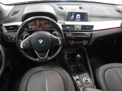 BMW X1 X1 Sdrive 2.0i Activeflex 4p Automático