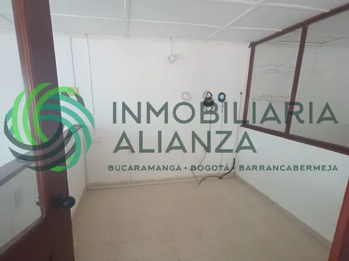 Bodega En Arriendo En La Libertad. Cod A16914