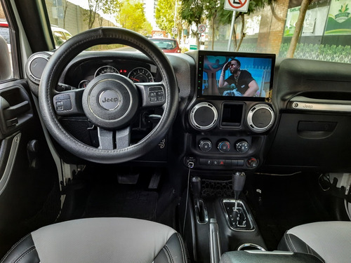 Imagen 10 de 15 de Jeep Wrangler 2015