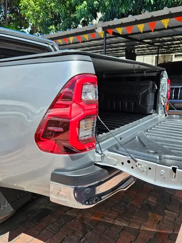 Toyota Hilux Srx 2.8 4x4 Diesel At Mod 2023