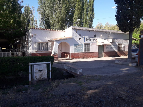 Cipolletti Vende Lote 3300 Mt2.