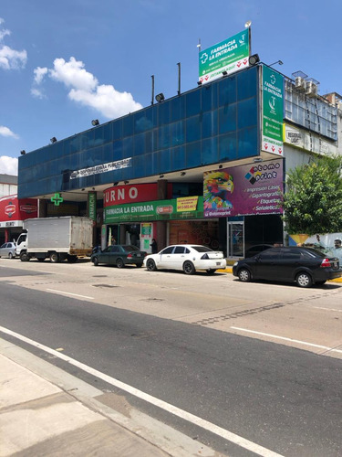 Vende Centro Comercial Avenida Bolivar De Valencia