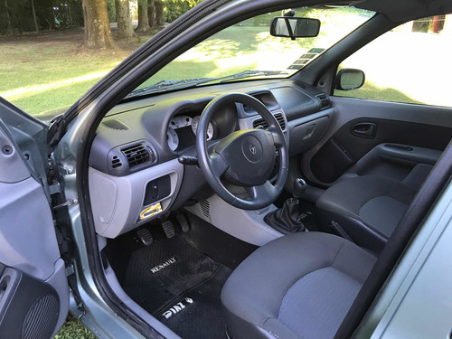 Renault Clio 1.6 Expression 2006