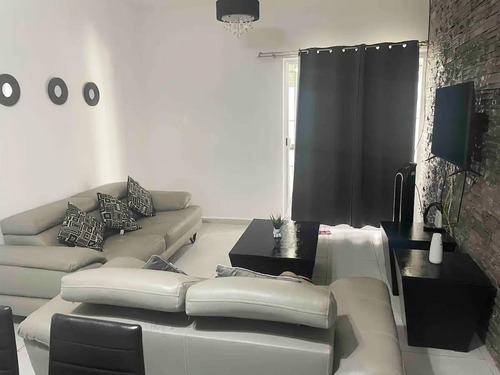 Departamento En  Renta, 2 Recámaras, Equipado, Av. Politécnico Sm 504, Cancún.