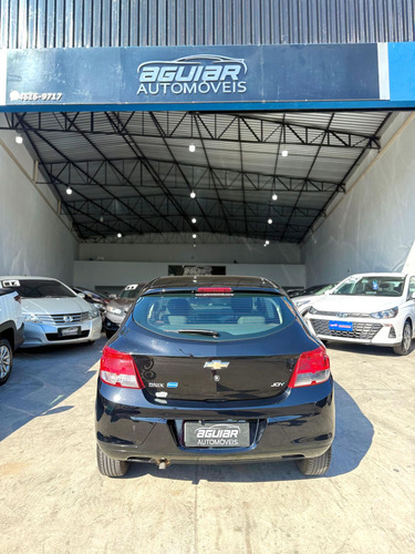 Chevrolet Onix HATCH Joy 1.0 8V Flex 5p Mec.