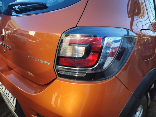 Imagen 8 de 15 de Renault Sandero Stepway 1.6dynamique C/gnc Anticipo Y Cuotas