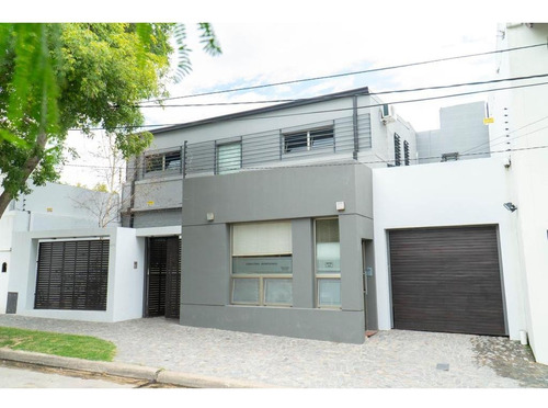 Venta Casa En Mitre 475, Zárate