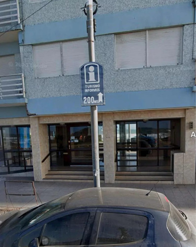 Venta. Departamento 3 Ambientes. 60 M². Edificio Frente Al Mar. Miramar