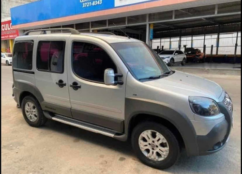 Imagem 1 de 6 de Fiat Doblo 2019 1.8 16v Essence 5l Flex 5p