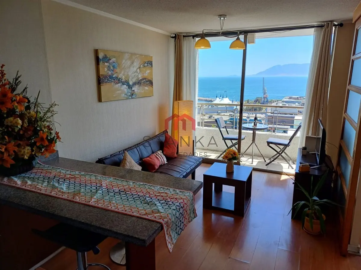 Imagen 1 de 11 de Departamento En Venta De 1 Dorm. En Centro De Antofagasta