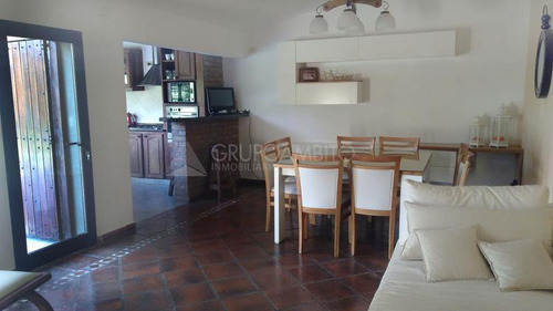 Venta Casa Parada 11 - A 300 Mts. De Ruta 9. Funes