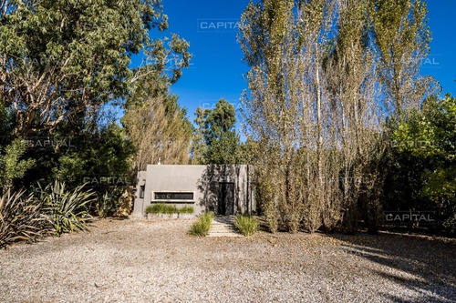 Excelente Casa De Estilo Minimalista En Barrio Privado La Arbolada - Venta- Ref: 27730