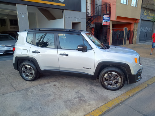 Jeep Renegade 1.8 Sport