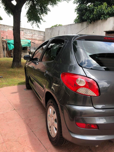 Peugeot 207 1.4 Sedan Xs 2012