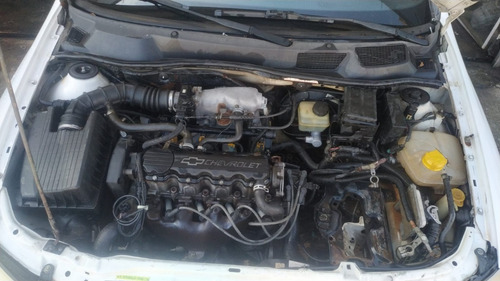 Imagem 5 de 11 de Sucata Gm Astra Hatch Gls 2 Portas 2.0 8v Manual Ano 2000